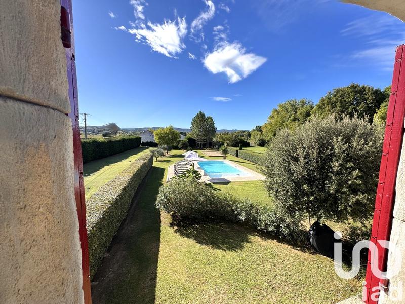 Maison - 340 m² - 12 pièces