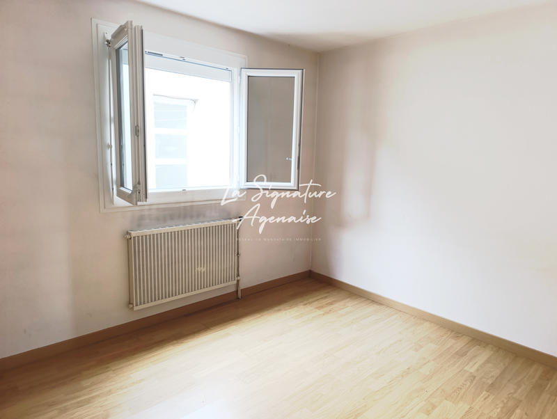 Maison - 248 m² - 8 pièces