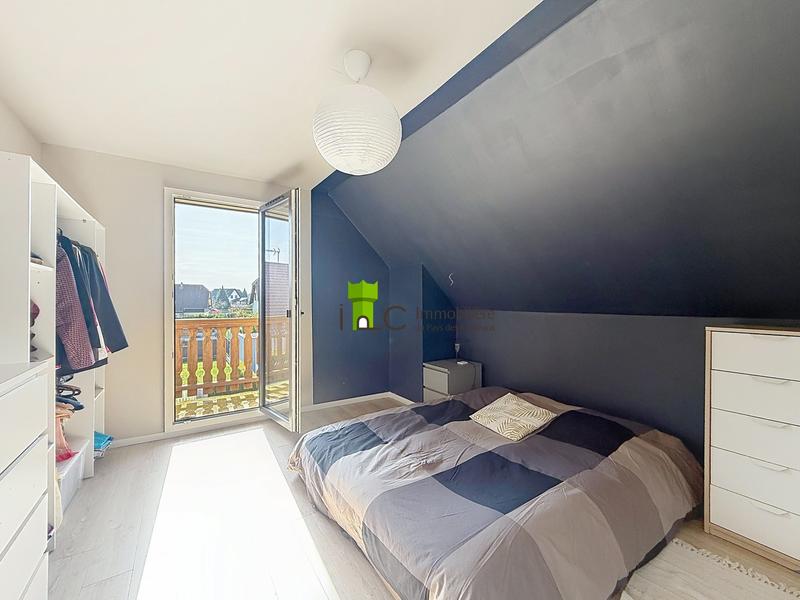 Maison - 92 m² - 4 pièces