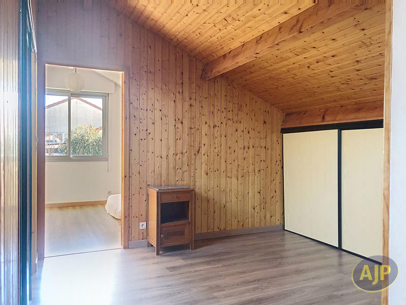 Maison - 167 m² - 5 pièces