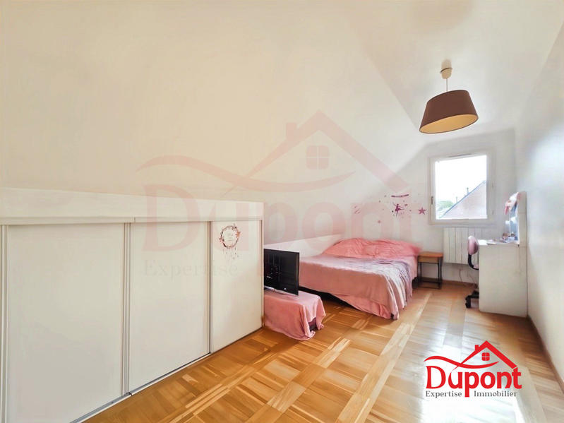 Maison - 101 m² - 7 pièces