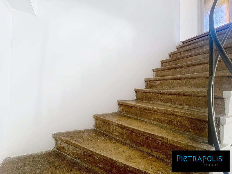 Maison - 107 m² - 6 pièces