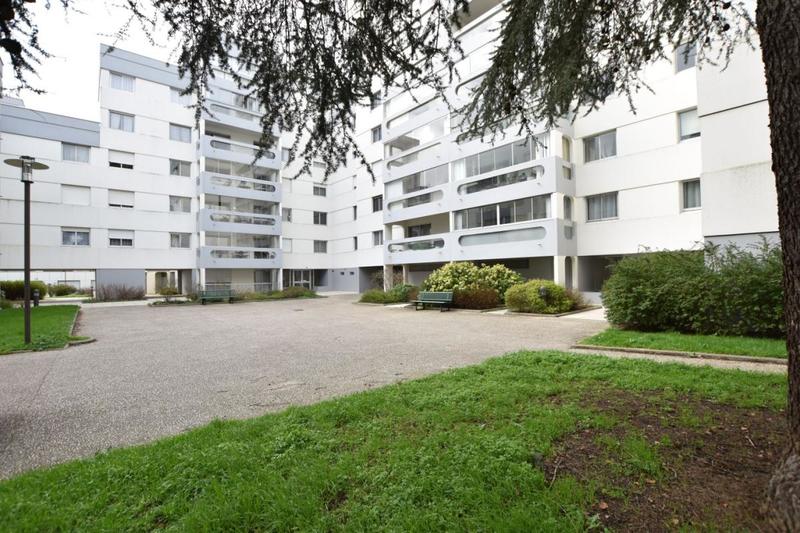 Appartement - 88 m² - 4 pièces