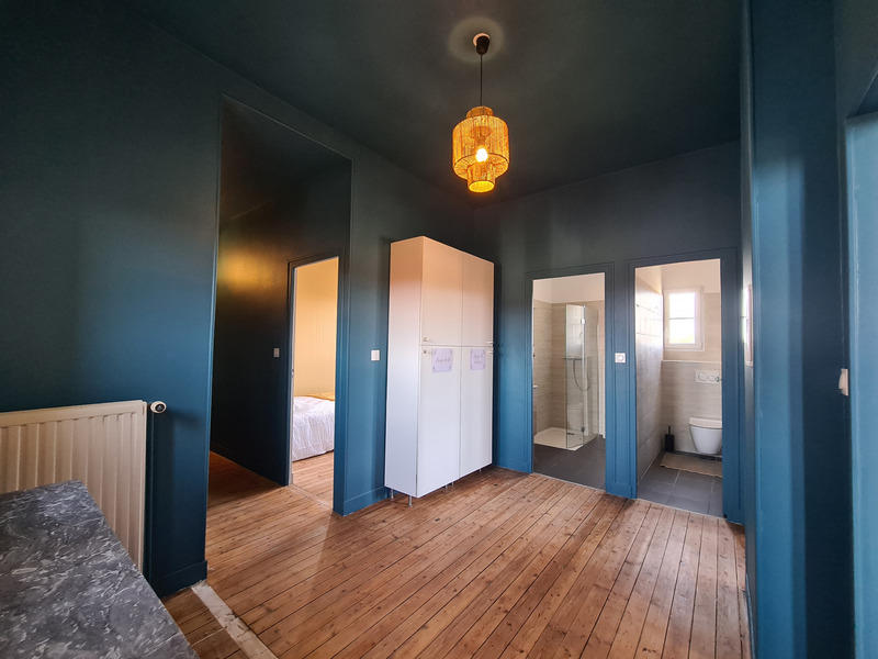 Propriété - 400 m² - 15 pièces