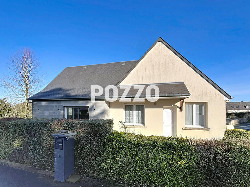 Maison - 90 m² - 5 pièces