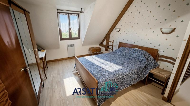 Maison traditionnelle - 90 m² - 5 pièces