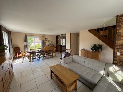 Maison - 145 m² - 7 pièces