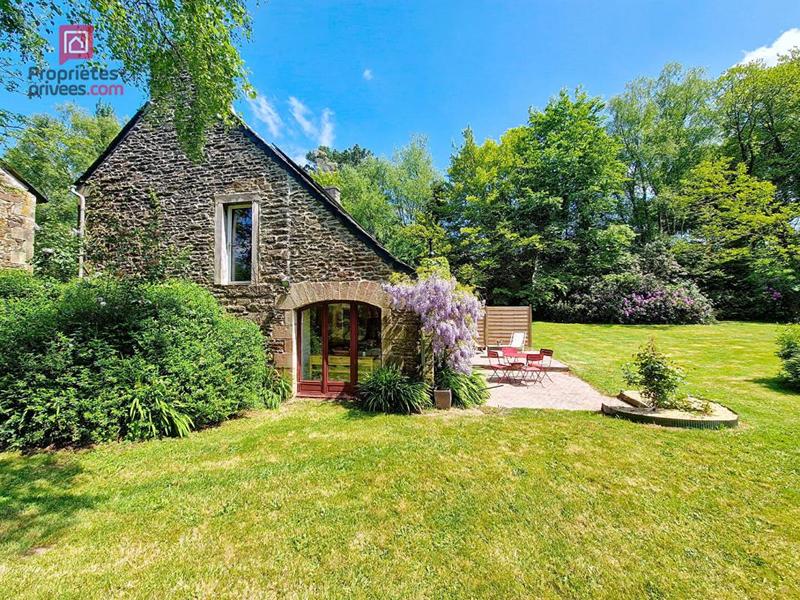 Maison - 167 m² - 8 pièces