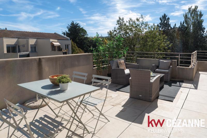 Appartement - 86 m² - 2 pièces