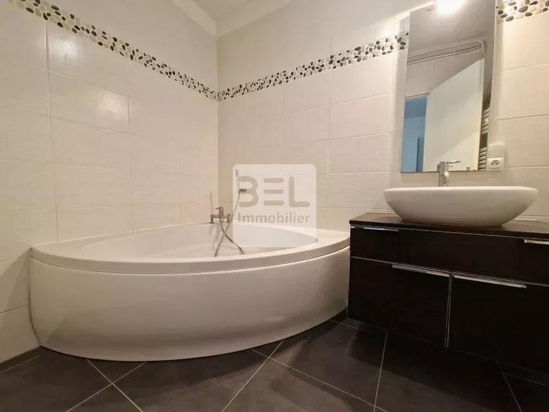 Appartement - 56 m² - 3 pièces