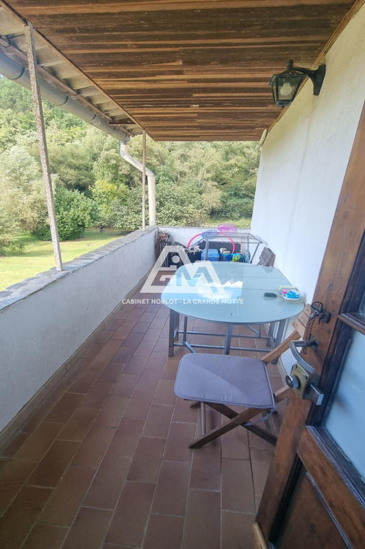 Propriété - 220 m² - 9 pièces