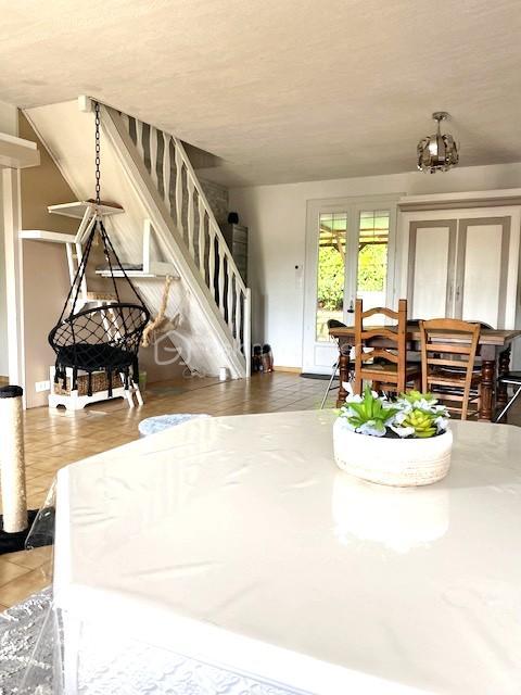 Maison - 113 m² - 5 pièces