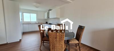 Maison - 152 m² - 6 pièces