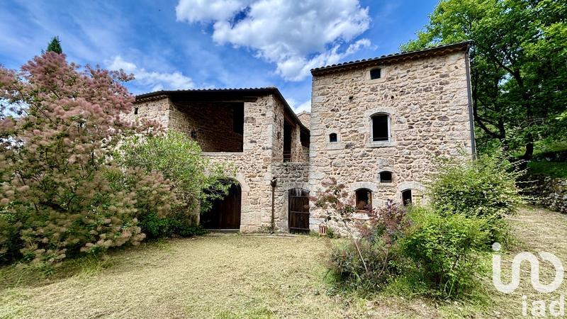 Maison - 404 m² - 12 pièces