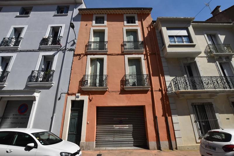 Immeuble - 168 m² - 9 pièces