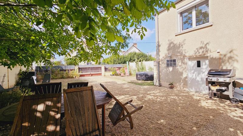 Maison - 140 m² - 5 pièces