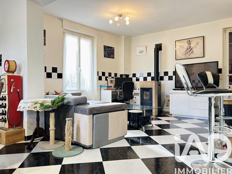 Maison - 85 m² - 4 pièces