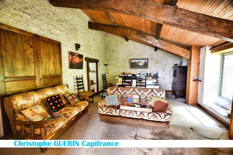 Maison - 230 m² - 9 pièces