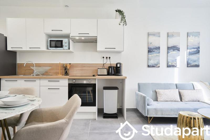 Chambre - 10 m² - 1 pièce