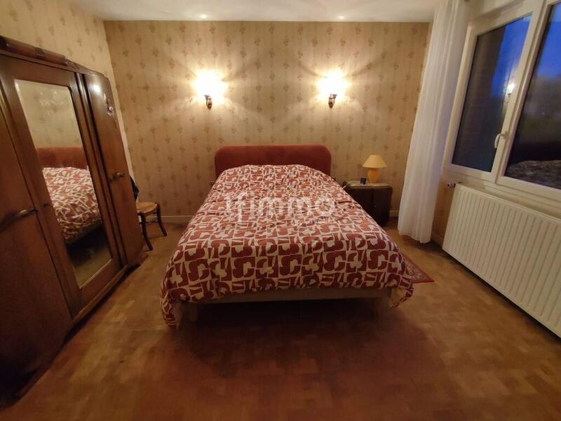 Maison - 102 m² - 5 pièces