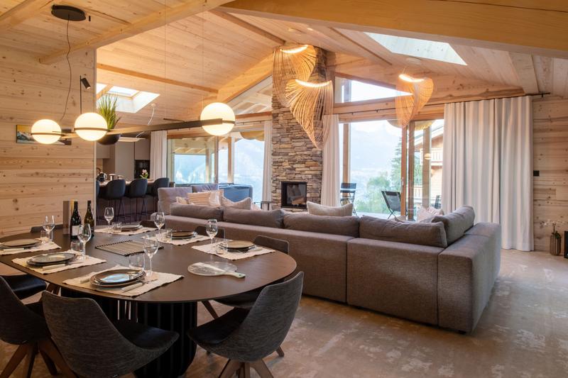 Châlet - 264 m² - 8 pièces