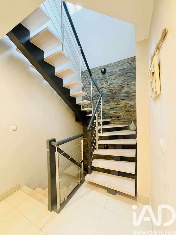 Maison - 172 m² - 7 pièces