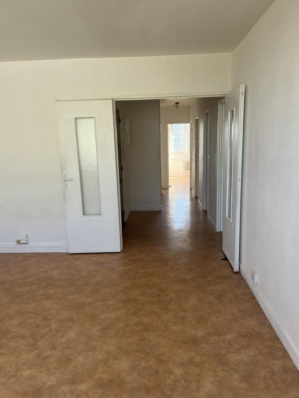 Appartement - 70 m² - 4 pièces