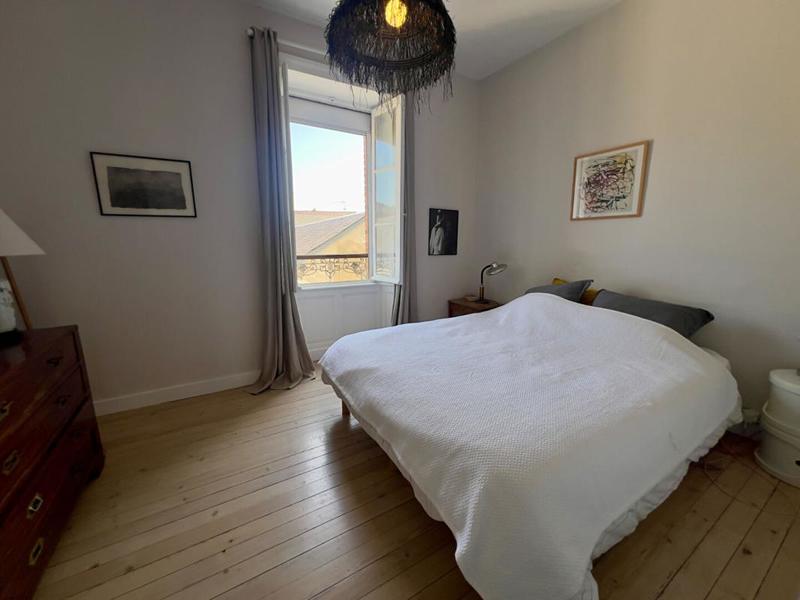 Appartement - 85 m² - 3 pièces