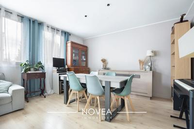 Appartement - 85 m² - 4 pièces