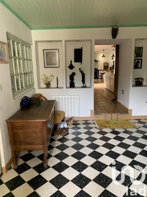 Maison - 187 m² - 7 pièces