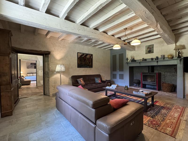 Maison - 250 m² - 6 pièces