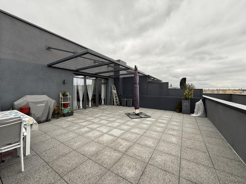 Appartement - 93 m² - 4 pièces