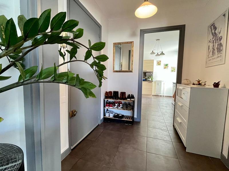 Appartement - 90 m² - 4 pièces