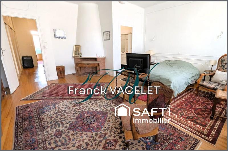 Maison - 310 m² - 5 pièces