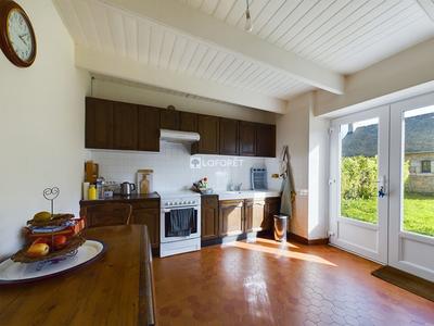 Maison traditionnelle - 108 m² - 4 pièces