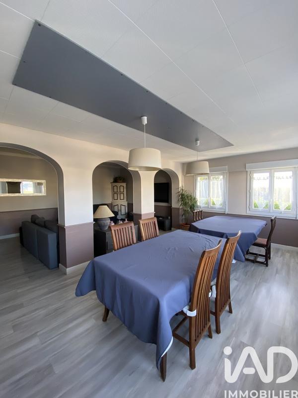 Maison - 200 m² - 8 pièces