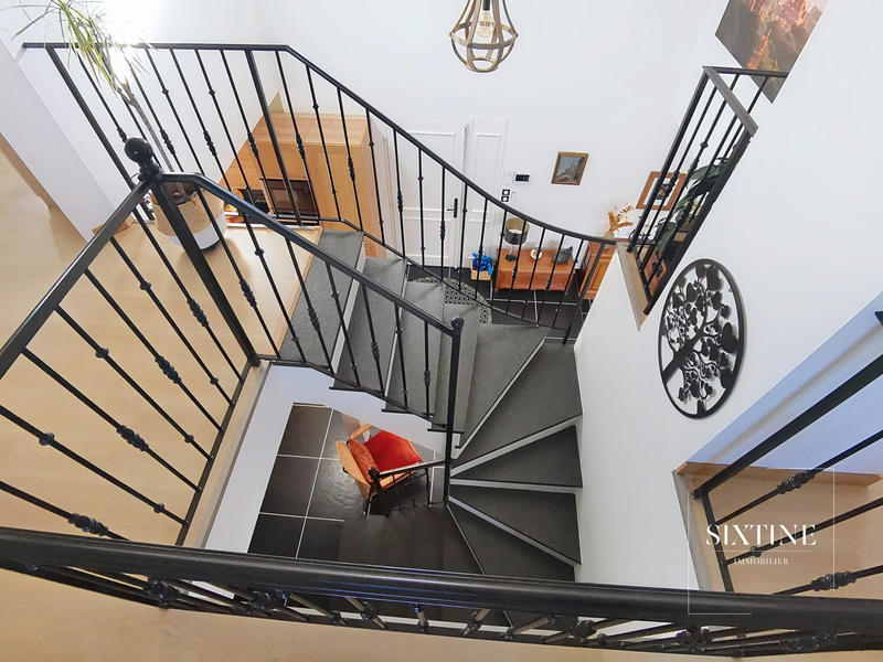 Villa - 149 m² - 8 pièces