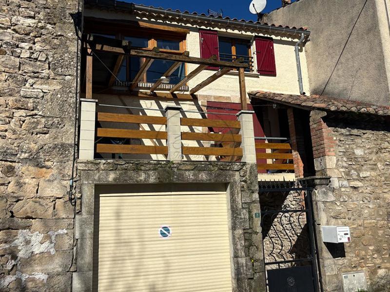 Maison de village - 84 m² - 4 pièces