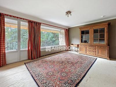 Appartement - 100 m² - 4 pièces