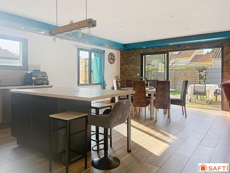 Maison - 111 m² - 6 pièces