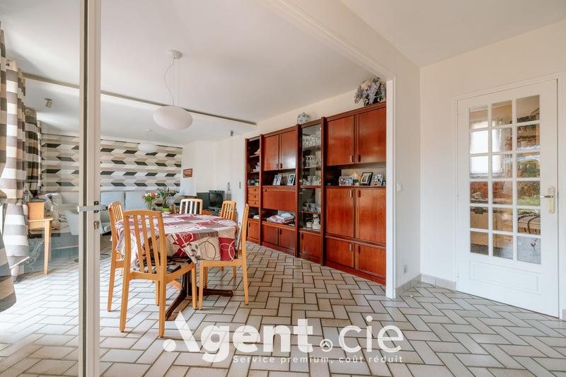 Maison - 184 m² - 7 pièces