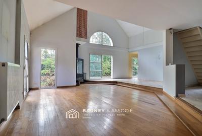 Maison contemporaine - 241 m² - 8 pièces