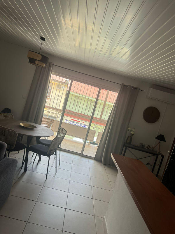 Appartement - 50 m² - 2 pièces