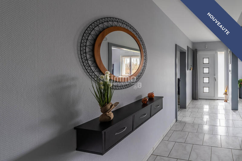 Maison - 99 m² - 5 pièces