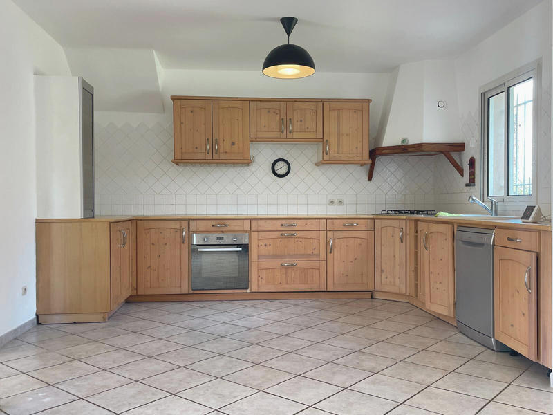 Maison - 135 m² - 6 pièces