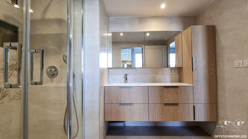 Appartement - 124 m² - 4 pièces