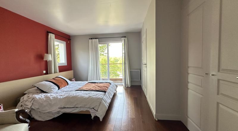 Maison d'architecte - 240 m² - 6 pièces