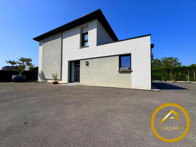 Maison - 112 m² - 7 pièces