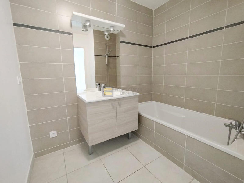 Appartement - 72 m² - 3 pièces