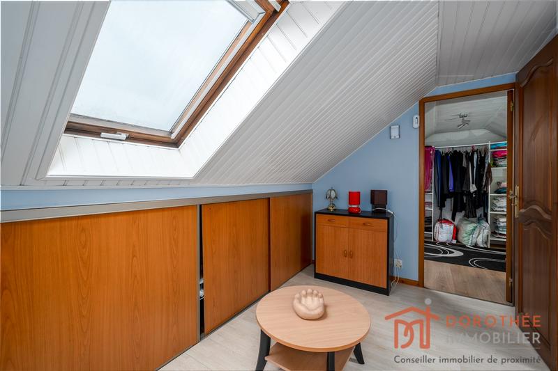 Maison - 93 m² - 6 pièces